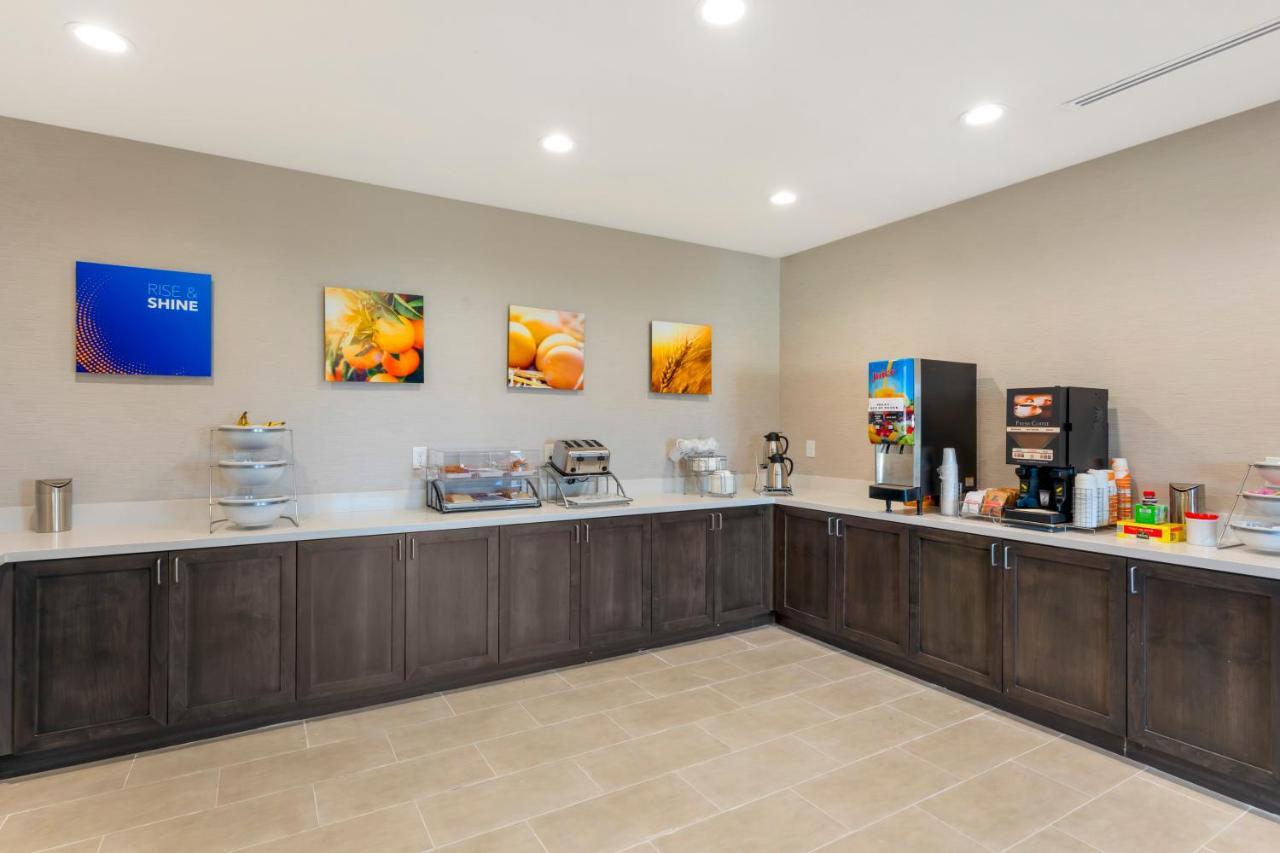 Comfort Inn & Suites Balch Springs - Se Dallas المظهر الخارجي الصورة